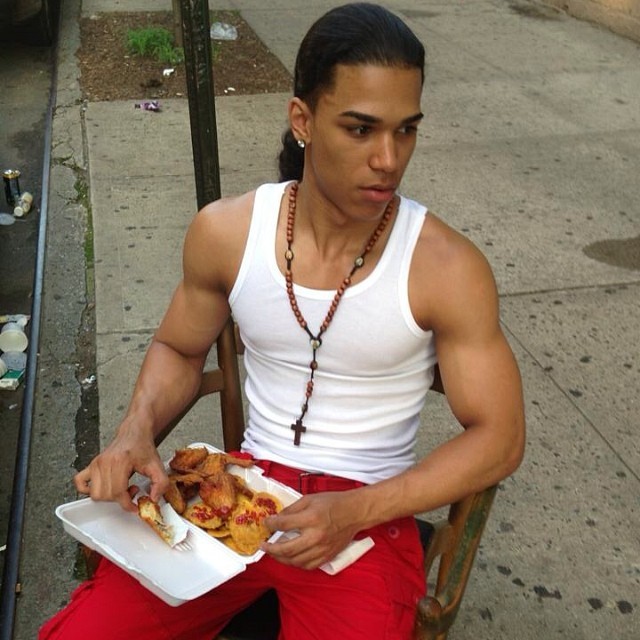 freddyskrueger:  essfitcee:  panariqua:  This beautiful man was at the Dominican