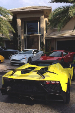 johnny-escobar:  Supercar driveway | JE