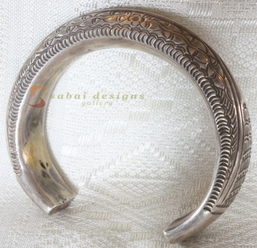 Antique tribal silver bracelet from the Hmong at sabai designs gallery.