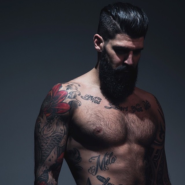 apothecary87:  @melojerry letting out his inner SpartMAN. #TheManClub  www.apothecary87.co.uk