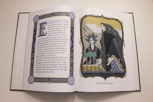 melkorwashere:nevui-penim-miruvorrr:wavesheep:My Tolkien fanbook is ready for sale on Lulu.com now! 