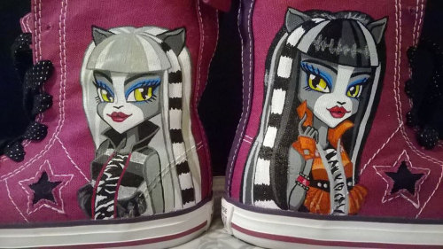 Hand painted custom shoes: &lsquo;Monster High&rsquo; kids Converse