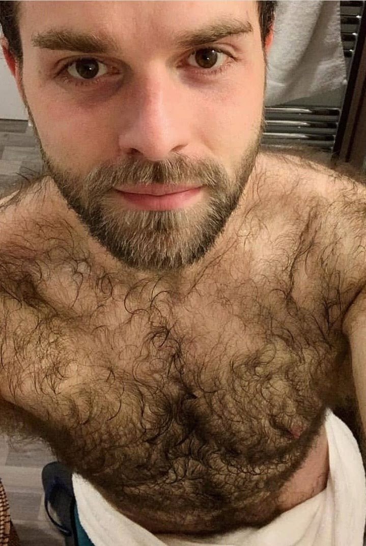 hairypo:chad8dewitt2:Wow!  Amazing blonde beard and mega dark curly body hair all