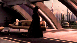 rogueone:I have no memory of my mother. I never knew her.