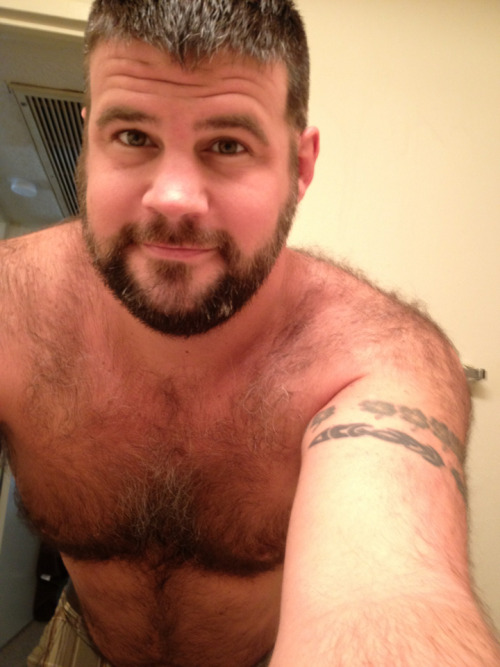 bearbeef:  He’s waay cute!