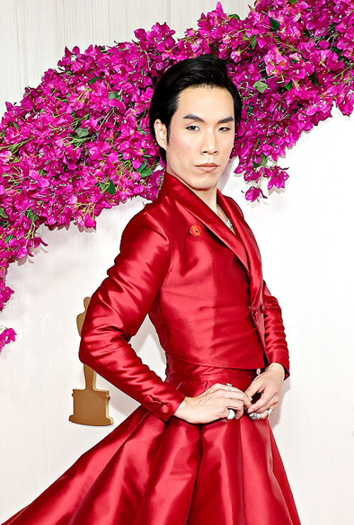 Eugene Lee Yang