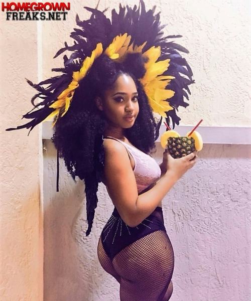 Definition of a Nubian Queen Status #homegrownfreaks #ebony #blackgirls #sexy #pretty #women #black #ebonybabes #blackgirl #cute #picoftheday #photooftheday #hotbabez #fitthick #ebonybeauty #blackmodels #blackgirlsrock #instalove #instagood #instadaily