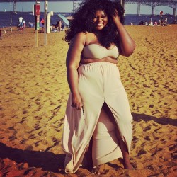 amarachiu:  Spending my Bday at the beach  #23andlovingit     06.22