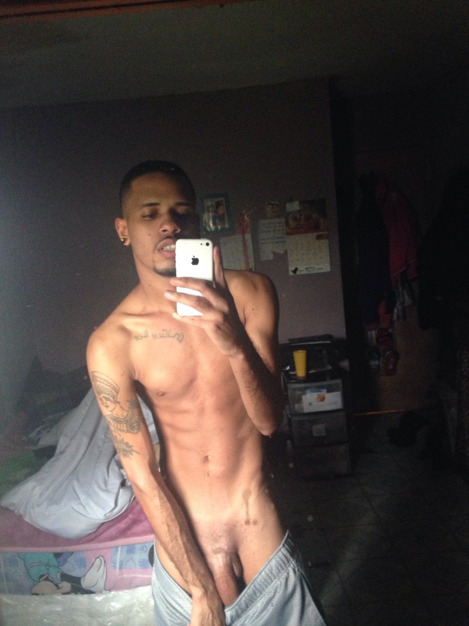 traps-n-trade:  Traps-N-Trade follow us on Tumblr! The BEST blog on Tumblr for Thug