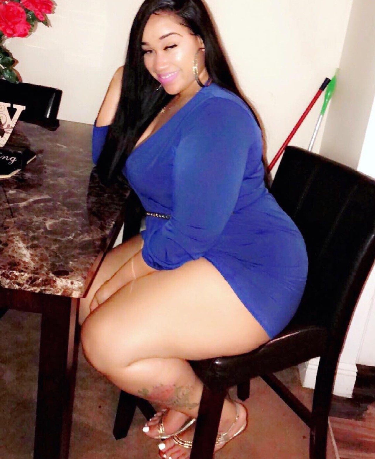 fletchertrowan: hemifever: amber_precious_  Love that THICKNESS 