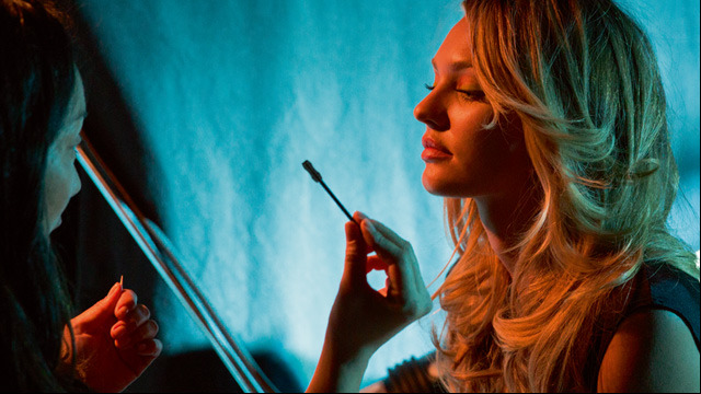 bombshellofsexy:  Candice Swanepoel. Behind the Scenes. Max Factor “I am Untameable” 