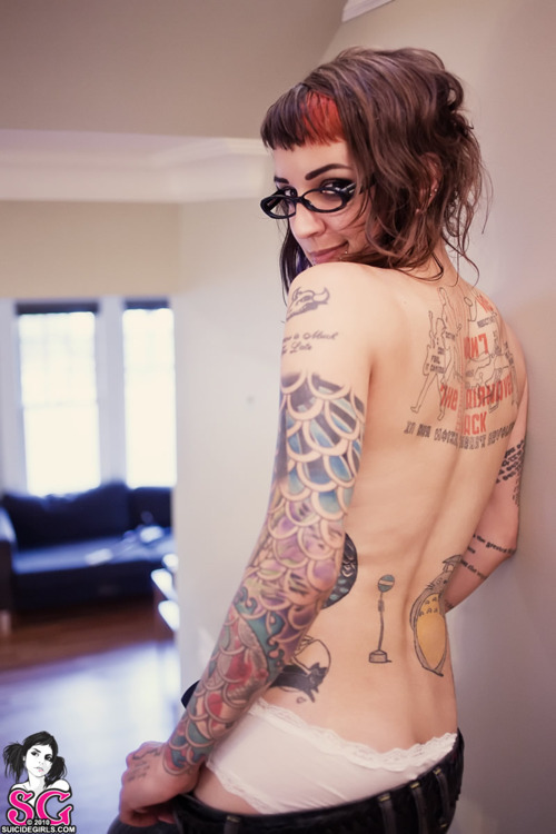 HOT Tattooed girls