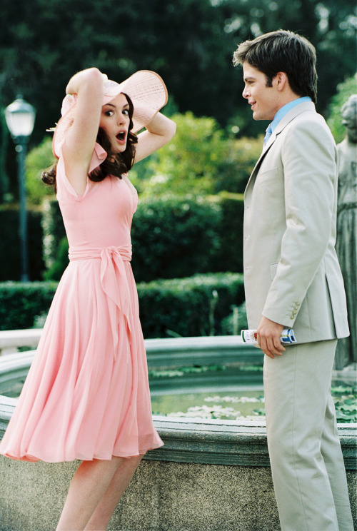 karlurbvns:The Princess Diaries 2: Royal Engagement (2004)  dir. Garry Marshall→ Chris Pine and Anne