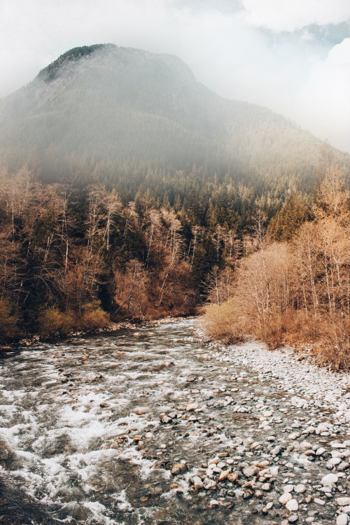 salboissettphoto: A blanket of fog over the mountains of Golden ears park. By : Salvador Boissett&nb