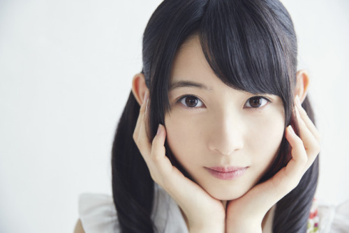 Memi Kakizaki - HUSTLE PRESS