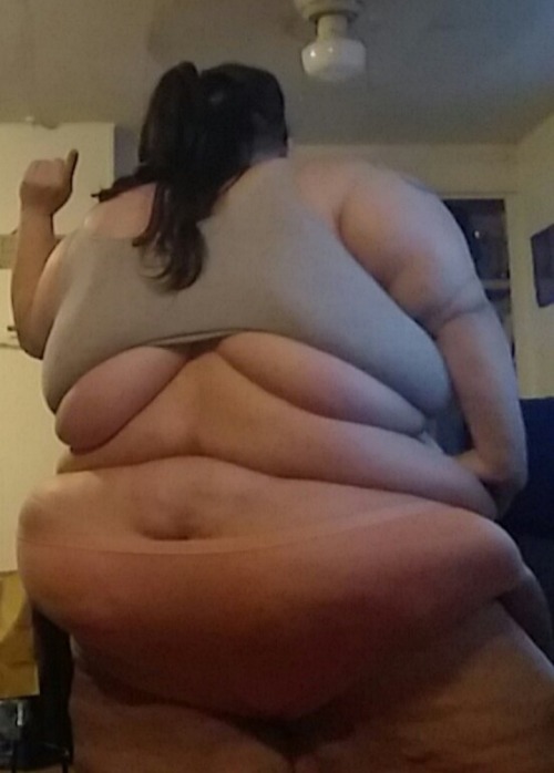 bigcutiedelilah-deactivated2021:More pics I’m deleting from My phone and posting here 1st! https://Delilah.bigcuties.comBig girls be pretty too