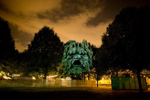 sixpenceee:Haunting 3D Projections onto trees by Clement Briend. He says, “I always wanted to photog
