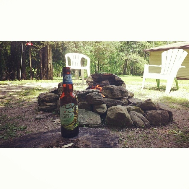 Lovin this country living. For a day. #chillsesh #memorialdayweekend #summer #ciderdrinker