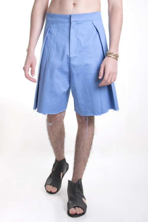 VARGAS Brim Shorts[Available on avantvargas.loja2.com.br/5593191-Bermuda-Brim]