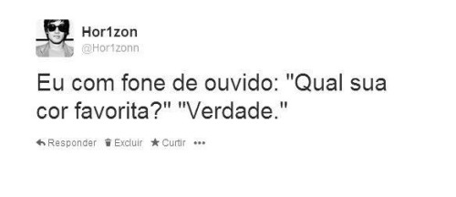 As dores, a gente transforma em poemas.