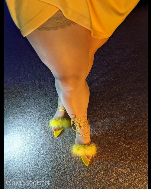 Midnight Sun #midnightsun #yellowheels #yellowdress #fluffysandals #stockingtops #highheels #highhee