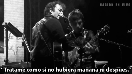 oolongdick:  Los Bunkers.     Ya casi nunca me entiendo cuando estoy pegado al televisor