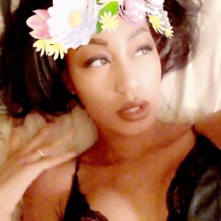 melaninmedicine:  Brown lipstick 💕