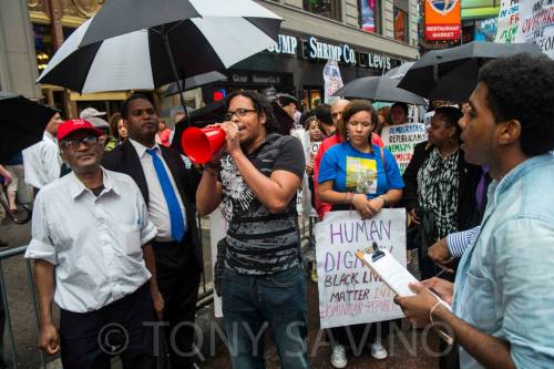 windadeptlives:  fuckyeahmarxismleninism:  New York City: Black Lives Matter in the Dominican Republic protest, June 15, 2015.Photos by Tony Savino  I see you fogo-av!