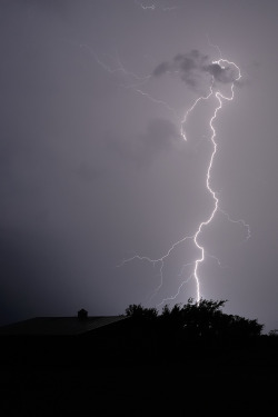 qtav:  Lightning Behind Metal Barn by thefisch1