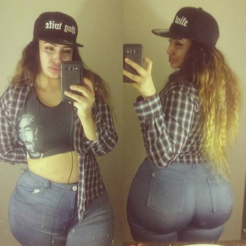 jojo-sama: native American thickness and beauty..tha.antidote…my version of poccohontas lol C