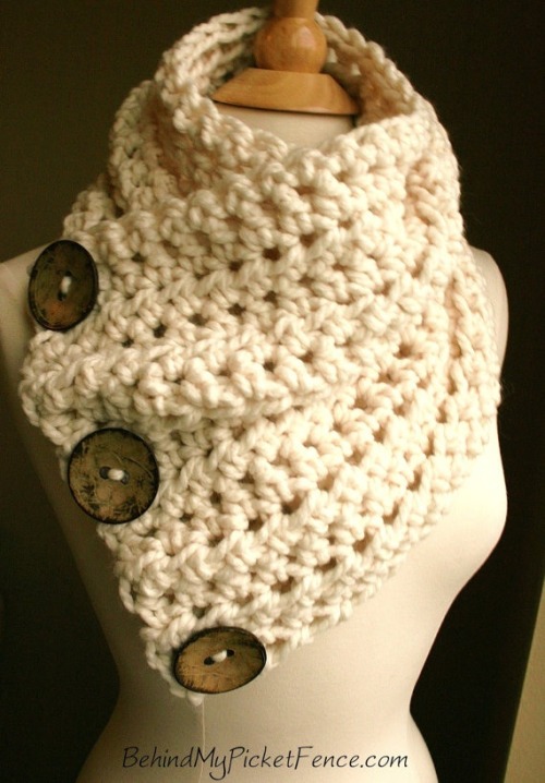 The Original BOSTON HARBOR SCARF Warm, soft & stylish scarf with 3 coconut buttons - Cream with 