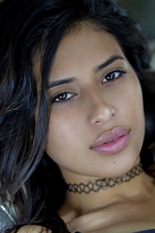 Ebony - Beauties