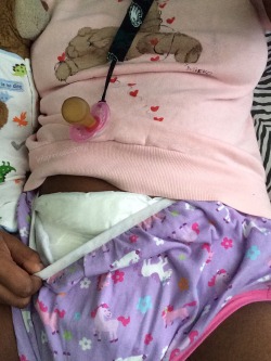 ld-ba:  littleprincessaubrey:  crinkle     I love the diaper cover!