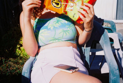 deniminthedesert:  judyjetsons:Azha Luckman lol my photography is colorful holy fuck and it’s so centered around women  thank you