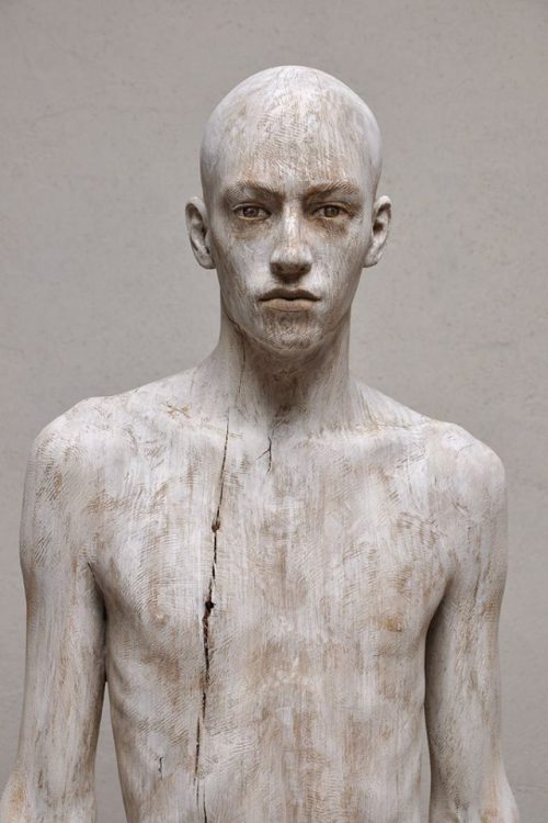 22ackermann:vian-cloe: Bruno Walpoth.(Wood Sculpture).OBJECTS of DESIRE………..No.1