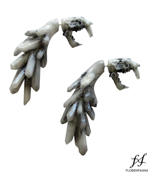 strangebiology:Jewelry by FloridaxFauna.Prices for these are $65-$120. Has nightmarepunk seen this?