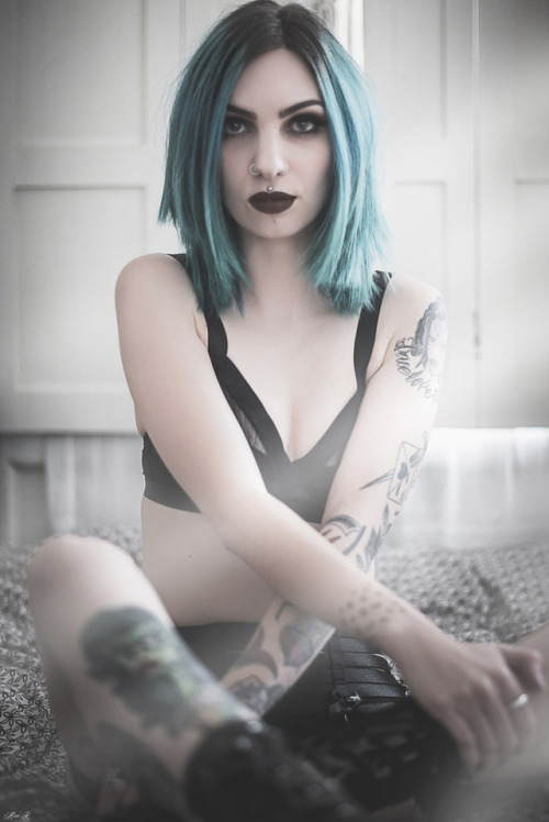 Dahliaa Suicide