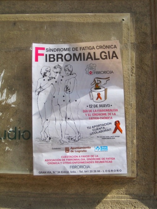 Cartel, Día de la Fibromialgia y el Síndrome de la Fatiga Crónica,” Logroño, La Rioja, 2012.Missed t