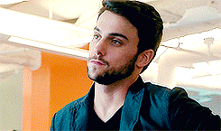phlpsheas:  Hair gel’s got i c e in his veins. 