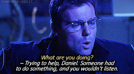 jumpingpuddles:Stargate SG-1: BeachheadBigger reaction gif version of the third gif + two variations