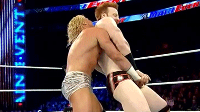 rwfan11:  ….LOL!…the second pic is SUPER sexy! ………Sheamus is like &lsquo;Get