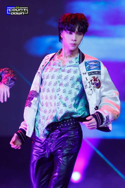 Johnny Suh EVERYONE