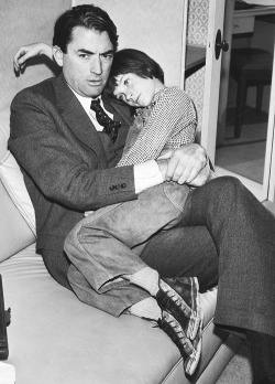 deforest:  Gregory Peck and Mary Badham behind the scenes of To Kill a Mockingbird (1962) 