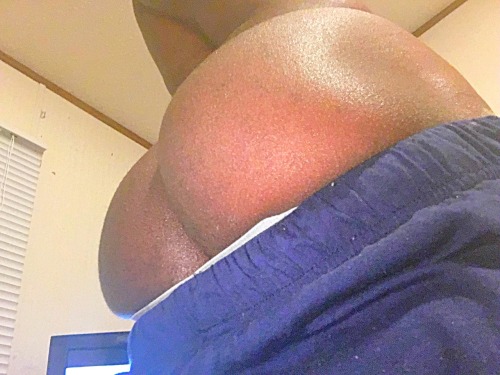 asvpteddybear:  sexytopandbottoms:  Long Thick Dick 🍆 W/ A Fat Ass 🍑  Ig : _unique_jc  SC : iamm_nookie  Follow & Add Teddy🐻👇🏾👇🏾👇🏾👇🏾👇🏾👇🏾AsvpTeddyBear.tumblr.comSnapchat👻 ; ZaySo_NastyInstagram📷/Twitter🐤