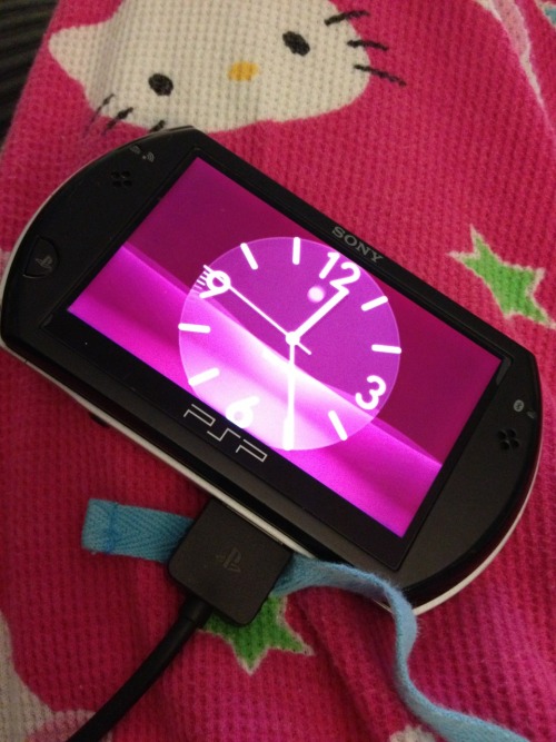I think the Go is the most brilliant little handheld. It’s download only and such a great design.Hon