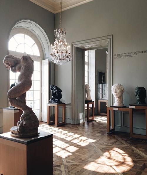 toujoursdramatique: Here, have another photo from a dreamy museum. (at Musée Rodin)