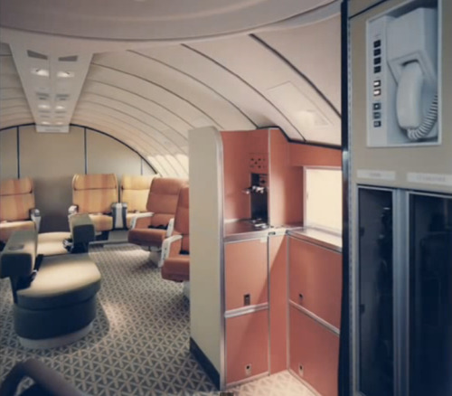Air travel in the 1970s, interior of Branif &amp; Boeing 747. Source
