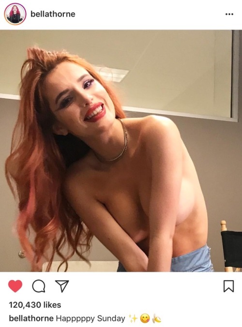 Bella Thorne | Happy Sunday (10.15.17)