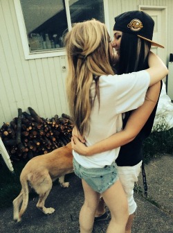 lipstick-lesbian:  ♀♡♀