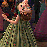 andalasiaa:  Appreciation Post: The skirt of Anna’s ball dress 